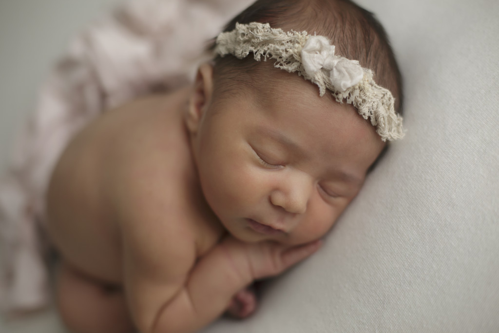 Lexington newborn photographer 
